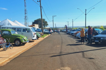 Foto - 2º Encontro de Carros Antigos